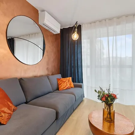 Lam Urban - Balcony *