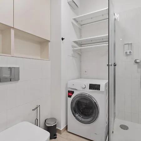 Lam Urban - Balcony Apartmán